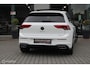 Volkswagen Golf 1.5 eTSI R-Line Business+