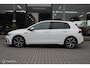 Volkswagen Golf 1.5 eTSI R-Line Business+
