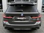 BMW 3-Serie Touring 330e xDrive 292pk M-Sport Dravit Pano Trekhaak Carbon Head-Up Laser 19-Inch VOL!