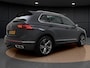 Volkswagen Tiguan 1.5 TSI R-Line | Pano Dak | Trekhaak | ACC | Elek. Achterklep | Matrix LED | Carplay | Spiegelpakket | 19'' |