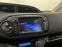 Toyota Yaris 1.5 VVT-i Design Red | trekhaak | Climate | Cruise control |