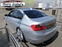 BMW 3-Serie 320i Executive automaat nl-auto 19 inch ,private glass,airco ecc etc
