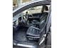 Toyota RAV4 2.0 Executive Business 4WD |19 inch LM|Navi|Leer.