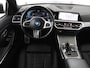 BMW 3-Serie Touring 320e Business Edition Plus M-sport | 84,4% SOH | Panoramadak | Leder | Elektrische trekhaak | Camera | Park assist | Cruise control | Carplay | Sfeerverlichting |