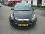 Opel Corsa 1.4-16V clima, stoel en stuurverwarming