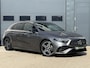 Mercedes-Benz A-klasse 180 AMG-Line|HuD|Keyless|Memory|Pano|Sfeer