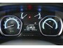 Peugeot Expert Elektrisch Long Premium 75 kWh L3H1 | Snelladen | SOH 98% | DC | 6 Zits | Airco | Camera | Cruise | Carplay | 3 Zits | 2xSchuifdeur