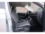 Volkswagen T-Cross 1.5 TSi 150pk DSG Style | App Connect | Adaptive Cruise | Camera | Stoelverwarming | Climate | Matrix LED | Trekhaak