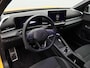 Volkswagen T-Roc R-Line First Edition 1.5 eTSI 150 PK | Trekhaak | Elektrische Achterklep | 360 Camera | Head-Up Display | Stoel- & Stuurverwarming |