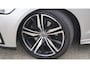Volvo S60 2.0 163pk B3 R-Design & Style-Pack Pano.Dak *Black Style* Leder ACC Virtual Cockpit BLIS 19inch LM Stoel/Stuurwiel V.W. *NL auto* Unieke staat!