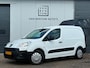 Peugeot Partner 1.6VTi 100pk BENZINE 3-pers. Dakluik MARGE!