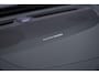 Volvo V60 2.0 T6 Plug-in hybrid AWD Ultra Dark | Adaptive Cruise Control | Head Up Display | 360 Camera | Schuif -/ Kanteldak | 19 Inch | Sportstoelen | Harman Kardon Audio | Memory | Adaptieve Koplampen |