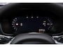 Volvo V60 2.0 T6 Plug-in hybrid AWD Ultra Dark | Adaptive Cruise Control | Head Up Display | 360 Camera | Schuif -/ Kanteldak | 19 Inch | Sportstoelen | Harman Kardon Audio | Memory | Adaptieve Koplampen |