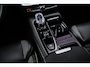 Volvo V60 2.0 T6 Plug-in hybrid AWD Ultra Dark | Black Edition | Adaptive Cruise Control | Head Up Display | 360 Camera | Schuif -/ Kanteldak | 19 Inch | Sportstoelen | Harman Kardon Audio | Memory | Adaptieve Koplampen |
