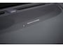 Volvo V60 2.0 T6 Plug-in hybrid AWD Ultra Dark | Adaptive Cruise Control | Head Up Display | 360 Camera | Schuif -/ Kanteldak | 19 Inch | Sportstoelen | Harman Kardon Audio | Memory | Adaptieve Koplampen |