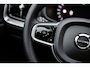 Volvo V60 2.0 T6 Plug-in hybrid AWD Ultra Dark | Black Edition | Adaptive Cruise Control | Head Up Display | 360 Camera | Schuif -/ Kanteldak | 19 Inch | Sportstoelen | Harman Kardon Audio | Memory | Adaptieve Koplampen |