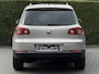 Volkswagen Tiguan 1.4 TSI Sport&Style | 18 INCH SPORTVELGEN | STOELVERWARMING | PARKEERSENSOREN ACHTER