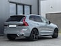 Volvo XC60 2.0 T8 Plug-in hybrid AWD Ultra Black Edition 455 PK | Pano | Luchtvering | 360 Camera