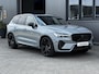 Volvo XC60 2.0 T8 Plug-in hybrid AWD Ultra Black Edition 455 PK | Pano | Luchtvering | 360 Camera