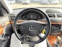 Mercedes-Benz E-klasse 200 K. Elegance volledige onderhoudshistorie