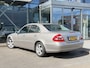 Mercedes-Benz E-klasse 200 K. Elegance volledige onderhoudshistorie