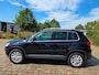 Volkswagen Tiguan 1.4 TSI Sport&Style 1e eigenaar dealer onderhouden navigatie cruis control parkeer sensor trekhaak