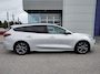 Ford Focus Wagon 1.0 EcoBoost Hybrid ST Line Adaptive cruise control | Voorruitverwarming | Stoel en stuur verwarming | Navigatie | Carplay |