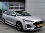Ford Focus Wagon 1.0 EcoBoost Hybrid ST Line Adaptive cruise control | Voorruitverwarming | Stoel en stuur verwarming | Navigatie | Carplay |