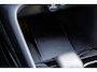 Volvo XC40 2.0 B3 Plus Dark | Adaptieve Cruise Control | 360° Parkeercamera | Standkachel | Donker Getint Glas | Dodehoek Detectie | Stoel-/Stuurverwarming | Trekhaak |