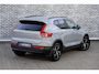 Volvo XC40 2.0 B3 Plus Dark | Adaptieve Cruise Control | 360° Parkeercamera | Standkachel | Donker Getint Glas | Dodehoek Detectie | Stoel-/Stuurverwarming | Trekhaak |