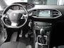 Peugeot 308 SW 1.2 PureTech Style | 130 PK | Panoramadak | Climate control | Parkeersensoren | Lichtmetalen velgen | Getint glas | Cruise control