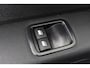 Citroën C3 1.2 PureTech C-Series Stoelverwarming Navigatie Clima PDC
