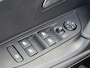 Peugeot e-2008 EV GT Pack 50 kWh Schuifdak | Alcantara | Navigatie | SOH 92.5%