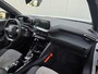 Peugeot e-2008 EV GT Pack 50 kWh Schuifdak | Alcantara | Navigatie | SOH 92.5%