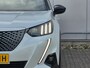 Peugeot e-2008 EV GT Pack 50 kWh Schuifdak | Alcantara | Navigatie | SOH 92.5%