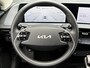 Kia EV6 Edition 77.4 kWh / SOH 100% / Fabrieksgarantie tot 07-2031 / 1.600 kg trekgewicht / Android Auto & Apple Carplay / Navigatie / Cruise Control Adaptief / Climate Control / DAB / Draadloze Telefoonlader / Camera / Parkeerassistent / 19" Lichtmetalen Wielen / Keyless entry & start /