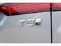 Volvo V60 T8 Plug-in hybrid AWD Ultra Dark | Panoramadak | Trekhaak | 360 graden camera | head-up display | Verwarmbare voorstoelen, achterbank en stuurwiel | Premium audio by Harman Kardon | Apple carplay/Android auto