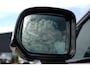 Volvo V60 T8 Plug-in hybrid AWD Ultra Dark | Panoramadak | Trekhaak | 360 graden camera | head-up display | Verwarmbare voorstoelen, achterbank en stuurwiel | Premium audio by Harman Kardon | Apple carplay/Android auto