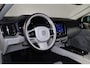 Volvo S60 Recharge T8 AWD Ultimate Bright - Panorama/schuifdak - IntelliSafe Assist & Surround - 360º Camera - Harman/Kardon audio - Adaptieve LED koplampen - Verwarmde voorstoelen, stuur & achterbank - Parkeersensoren voor & achter - Elektr. bedienb. voorstoelen met geheugen - Head up display - 18' LMV