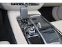 Volvo S60 Recharge T8 AWD Ultimate Bright - Panorama/schuifdak - IntelliSafe Assist & Surround - 360º Camera - Harman/Kardon audio - Adaptieve LED koplampen - Verwarmde voorstoelen, stuur & achterbank - Parkeersensoren voor & achter - Elektr. bedienb. voorstoelen met geheugen - Head up display - 18' LMV