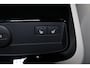 Volvo S60 Recharge T8 AWD Ultimate Bright - Panorama/schuifdak - IntelliSafe Assist & Surround - 360º Camera - Harman/Kardon audio - Adaptieve LED koplampen - Verwarmde voorstoelen, stuur & achterbank - Parkeersensoren voor & achter - Elektr. bedienb. voorstoelen met geheugen - Head up display - 18' LMV