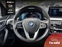 BMW 5-Serie Touring 530e xDrive Trekhaak Elektrisch | Schuifdak | Topstaat! | All-season