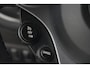 smart EQ Fortwo cabrio Comfort PLUS 18 kWh | 82 PK | Leder | Stoelverwarming | Achteruitrijcamera | Smart Fortwo Cabrio EQ Comfort PLUS 82 PK met elektrische aandrijving en 18 kWh-accu, lederen bekleding, verwarmde voorstoelen, automatische airconditioning, elektrisch bedienbare cabriokap,