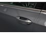 Volkswagen Golf 1.0 TSI 110pk Life Camera Stoel/Stuur verwarming Sfeerverlichting Getint glas CarPlay Clima Cruise