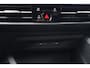 Volkswagen Golf 1.0 TSI 110pk Life Camera Stoel/Stuur verwarming Sfeerverlichting Getint glas CarPlay Clima Cruise