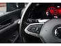Volkswagen Golf 1.0 TSI 110pk Life Camera Stoel/Stuur verwarming Sfeerverlichting Getint glas CarPlay Clima Cruise