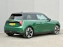 MINI Mini Electric 3-Deurs Cooper SE Paul Smith Ed. S 54.2 kWh / SOH 98% / 3 Fasen / Fabrieksgarantie tot 30-12-2027 / Navigatie / CCS snel laden / Apple Carplay Android / Stuur & Stoelverwarming / Elektrisch verstelbare Stoelen / Climate Control / 360 Graden Camera / Harman/Kardon / HUD /