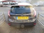 Ford Fiesta 1.25 Titanium 5 deurs let op rijdbare schade ! zie foto`s