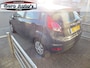 Ford Fiesta 1.25 Titanium 5 deurs let op rijdbare schade ! zie foto`s