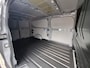 Ford E-Transit Cust. 340 L2H1 Sport 71 kWh | 370KM WLTP | 2.300 KG trekgewicht | Voorstoelen Verwarmd | Android/Apple Carplay | Nieuw!! |